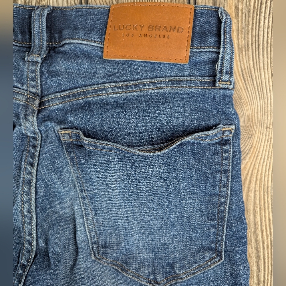 Lucky Brand size 2 Mid-rise Ava Crop Jeans - Picture 4 of 14